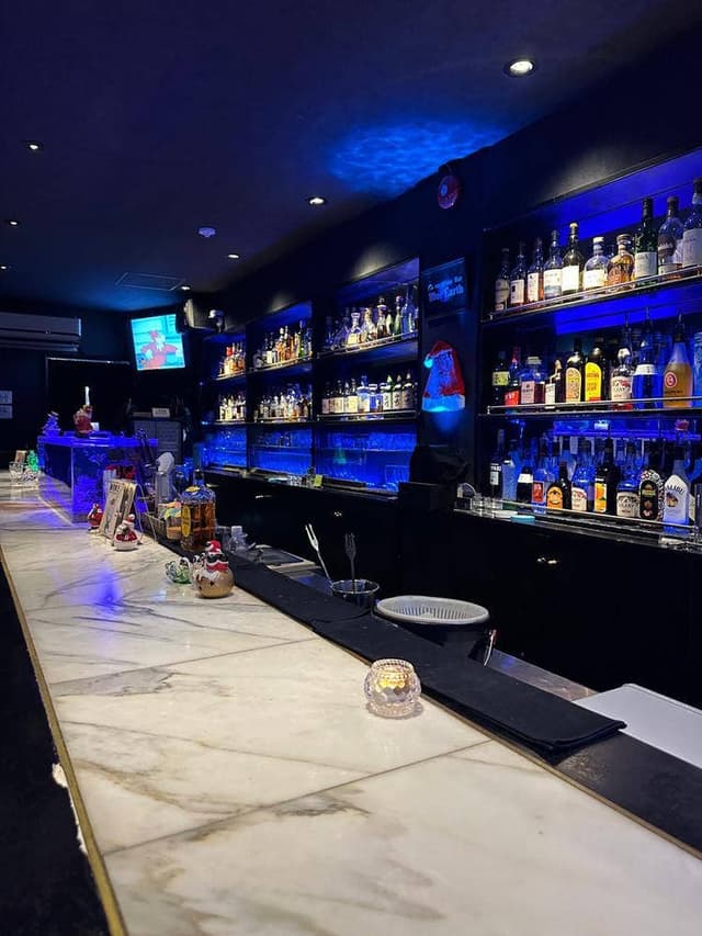 Bar Blue Earth - サブ画像1