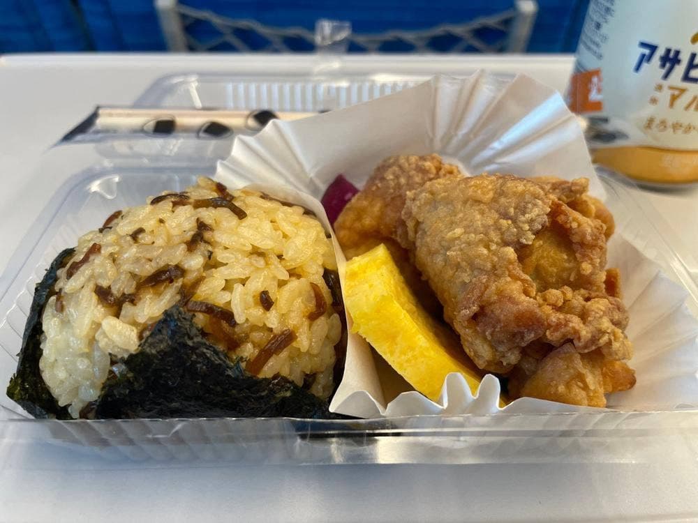 米屋のにぎりめし 山田村 岡山駅さんすて店