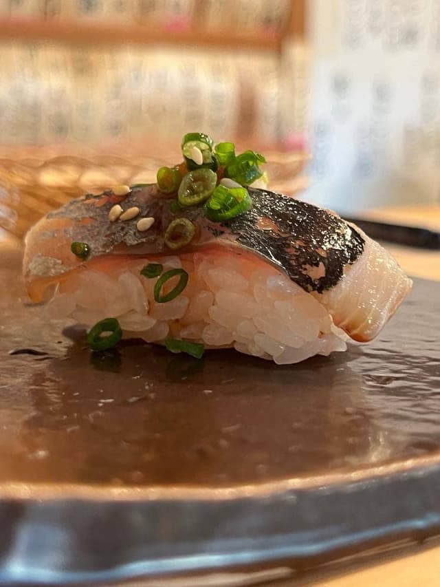 越中屋 立ち食い寿司 - サブ画像1