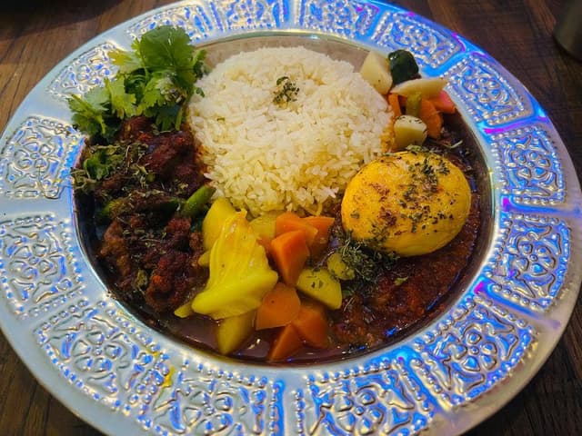 天竺伽哩 AKASHA 京橋本店 - サブ画像1