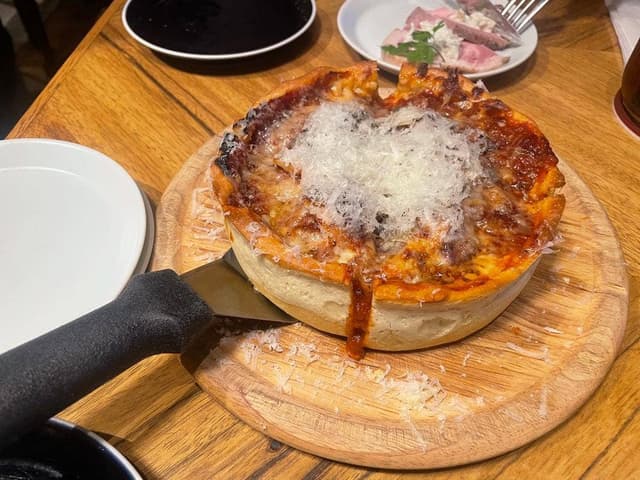 ブッチャー・リパブリック エビス シカゴピザ ＆ ビア - サブ画像2