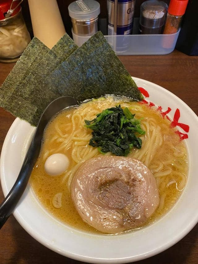 横浜家系ラーメン 吟家 誉田店 - サブ画像2