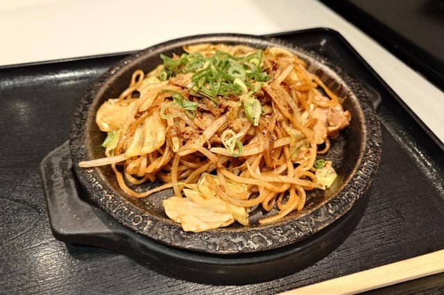 てっぱん屋台 ダイバーシティー東京プラザ店 - サブ画像1