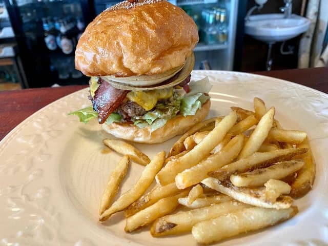 Cafe&BURGER MONTANA - サブ画像3
