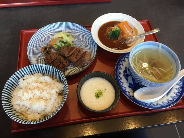 炭焼牛たん東山 イオンモール白山店 - サブ画像3