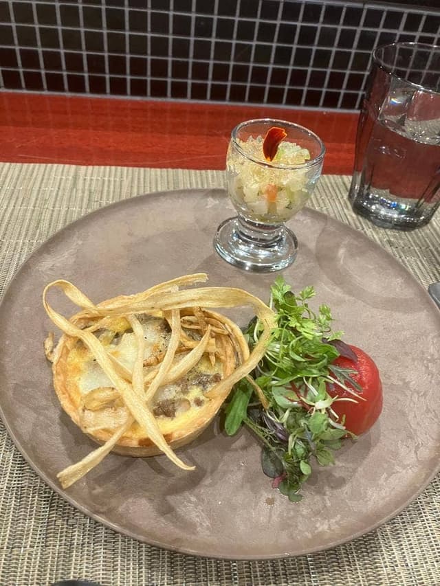 学生レストラン GOLDEN EGG Premium - サブ画像1