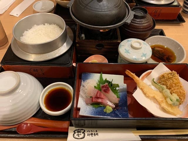 酔心 イオンモール広島府中店 - サブ画像1