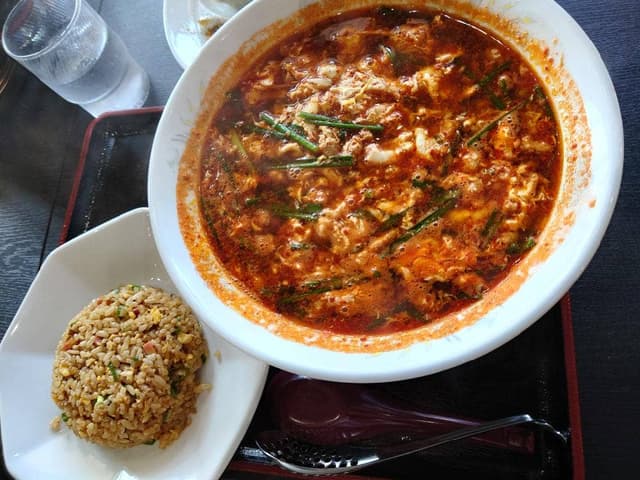 辛麺屋 桝元 BRANCH博多パピヨンガーデン店 - サブ画像1