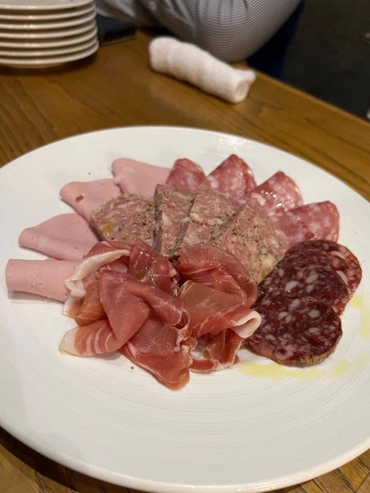 ZION イタリアン&スペイン 八重洲南口店