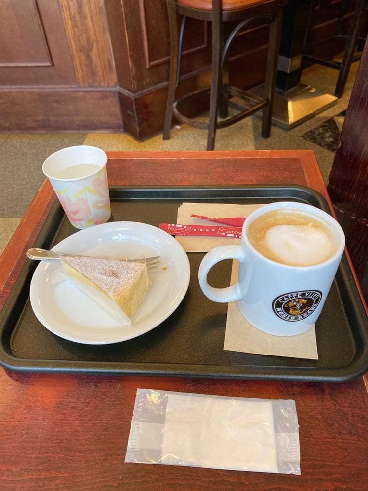 カフェ・ベローチェ 幕張店