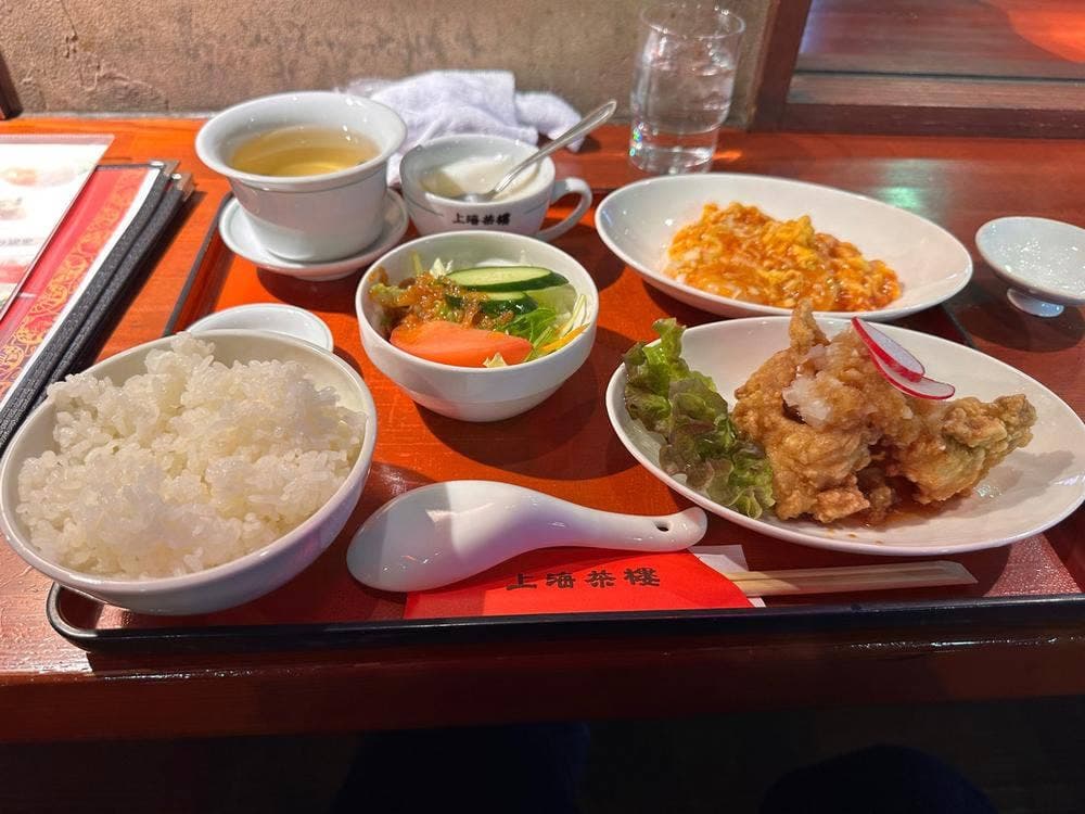 上海茶楼 湖山店