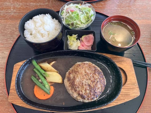 手造りハンバーグの店 - サブ画像1