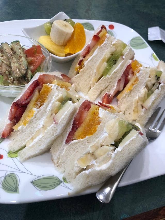 ストロベリーフィールズ西新店 - サブ画像2