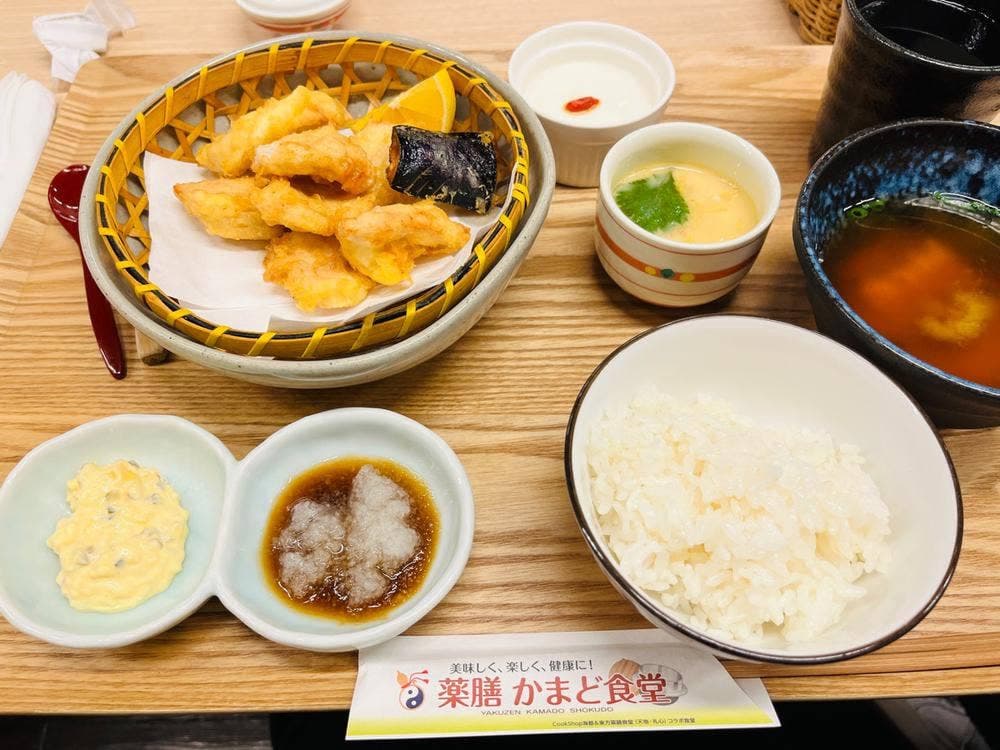薬膳かまど食堂