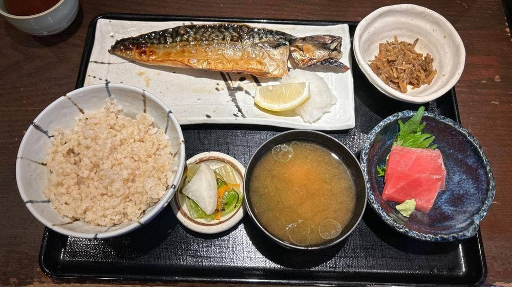 魚と味噌と日本酒 こころむすび