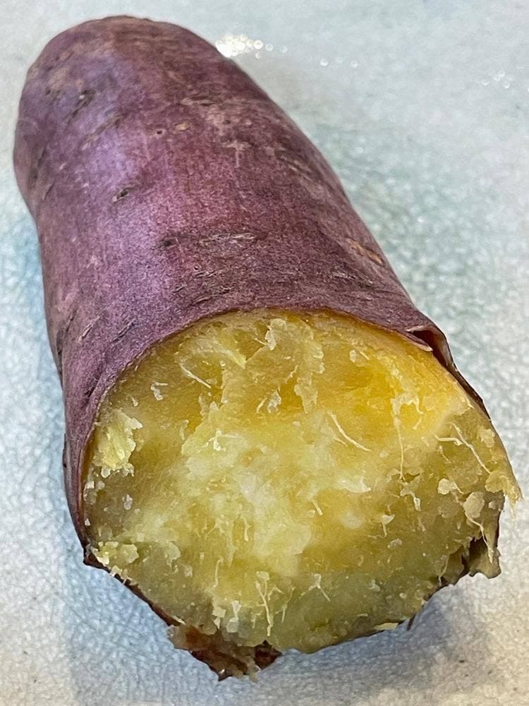 図書室のある焼き芋屋 ハレオトコ