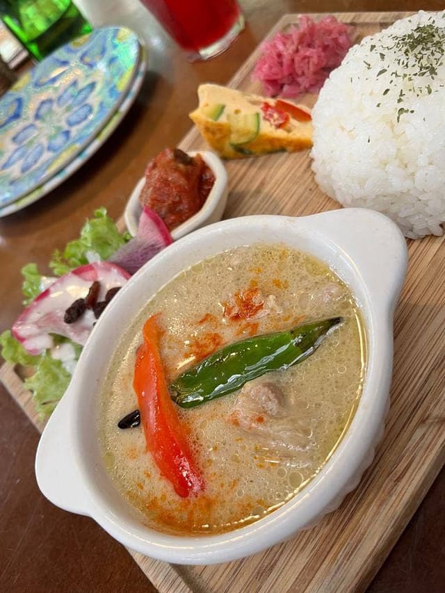 かねよ食堂 - サブ画像1