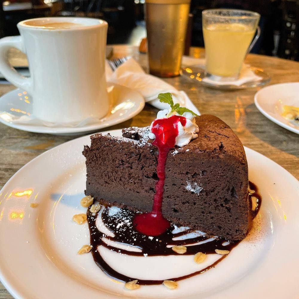 ヨンチョウメ カフェ