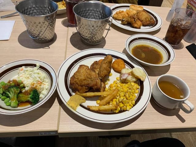 KFCレストラン 南町田グランベリーパーク店 - サブ画像3