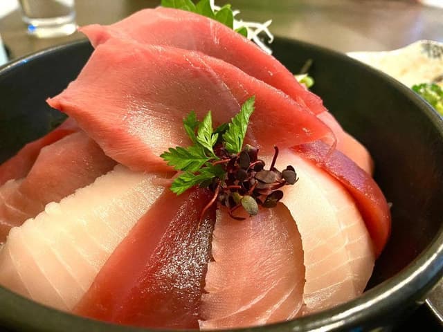 鮪専門店 まぐろや本店 - サブ画像1