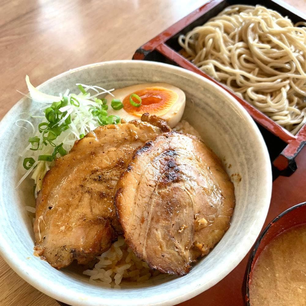 松よし