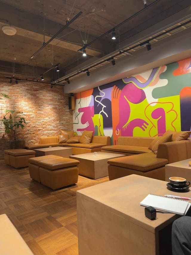 The World Lounge Co&Co Sapporo - サブ画像1