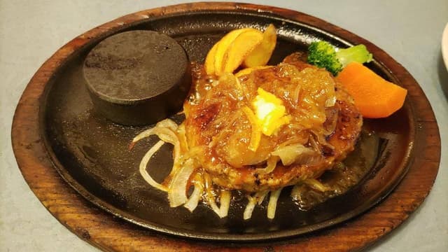 ステーキのあさくま 桜山店 - サブ画像1