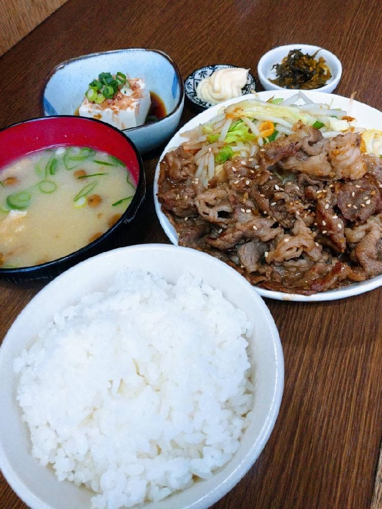 天山食堂
