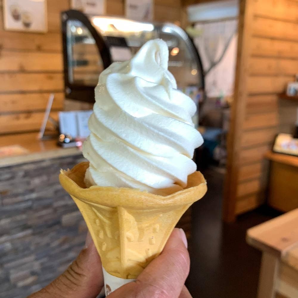 穴太商店