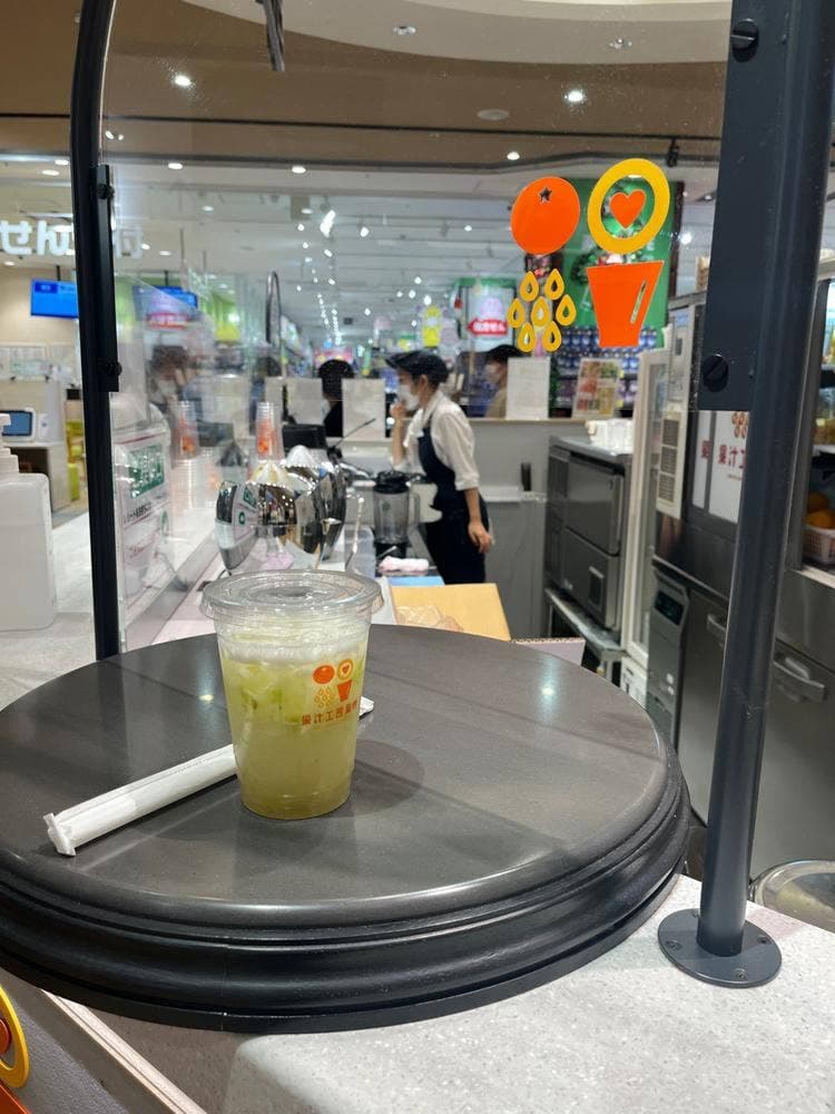 果汁工房 果琳 ノースポート・モール店