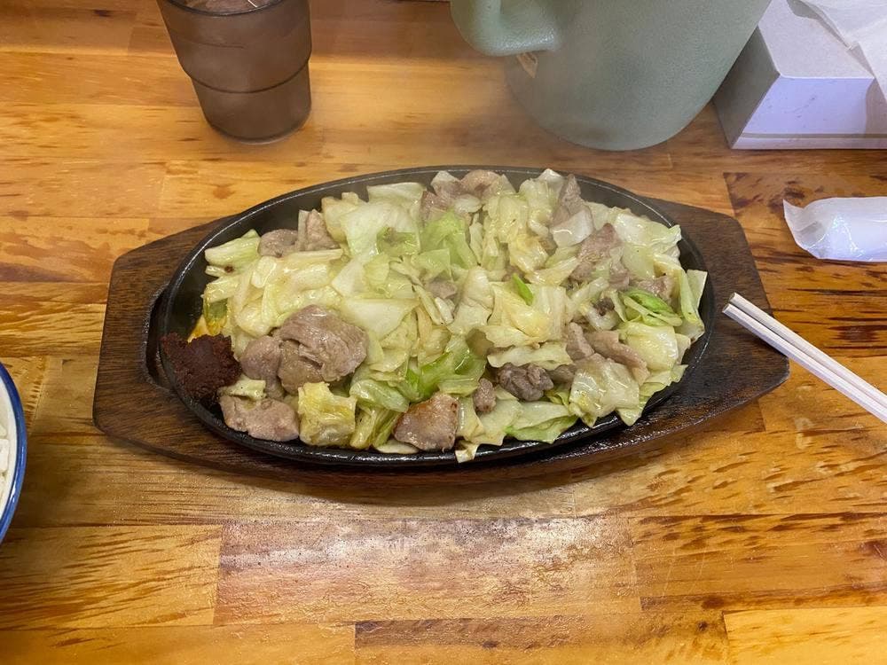 ばくにく亭