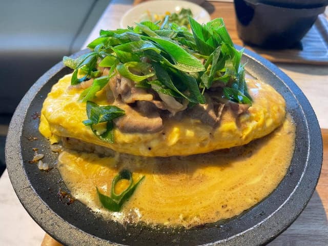神戸元町ドリア 阪急32番街店 - サブ画像1