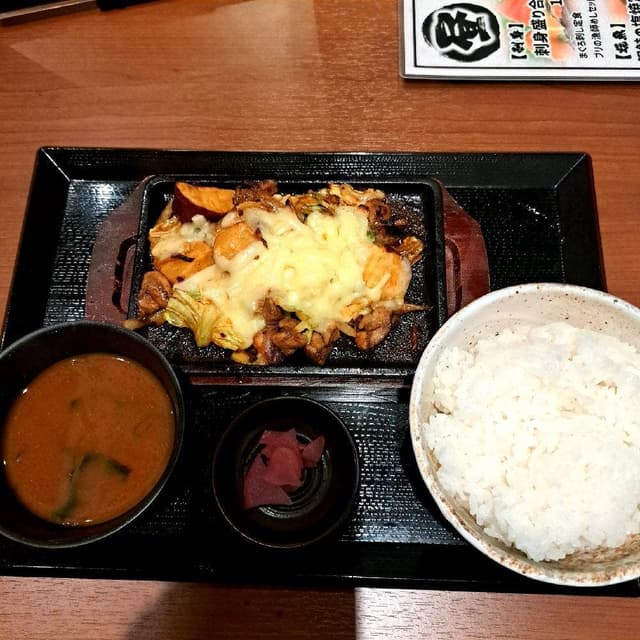 大山どり炭火焼酒場 俺の店 浦和店 - サブ画像3