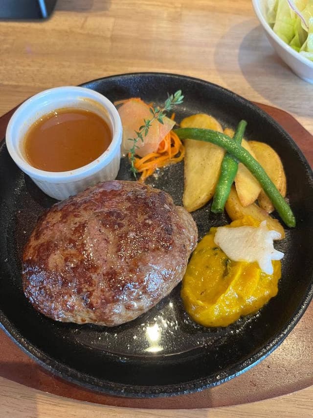 蓼科牛ハンバーグ いっとう 佐久平店 - サブ画像2