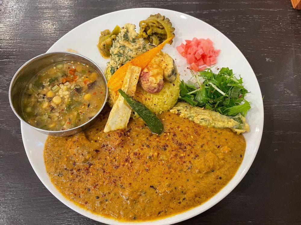 スパイスカレー かいらす