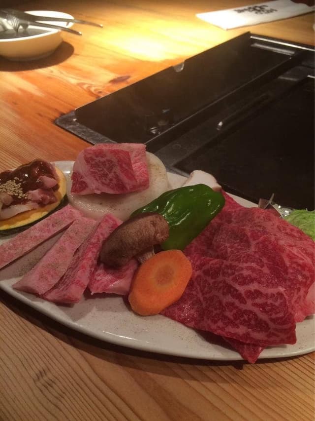 溶岩焼き 黒牛の里本店 - サブ画像2