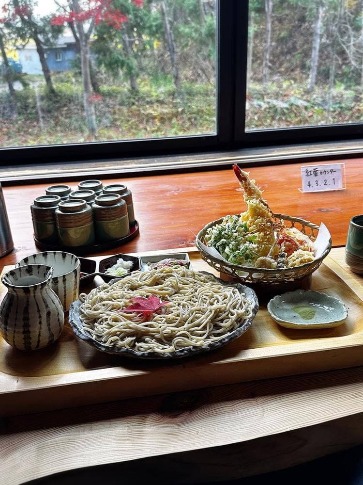 石臼挽き 純手打そば​ はなび野
