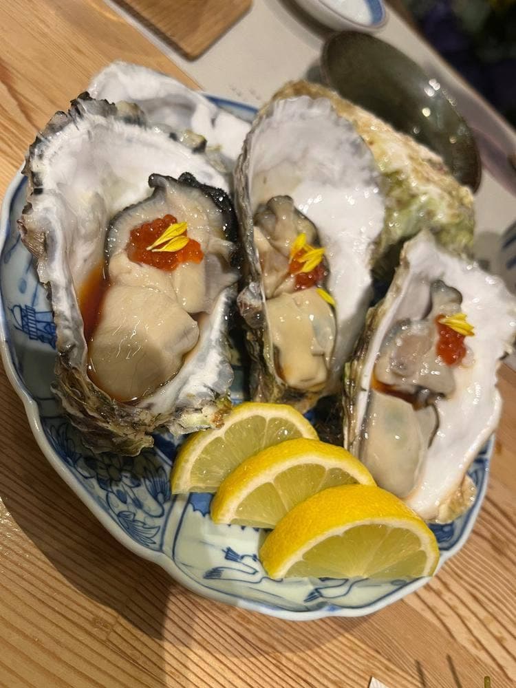 鮨・旬の味 弥七