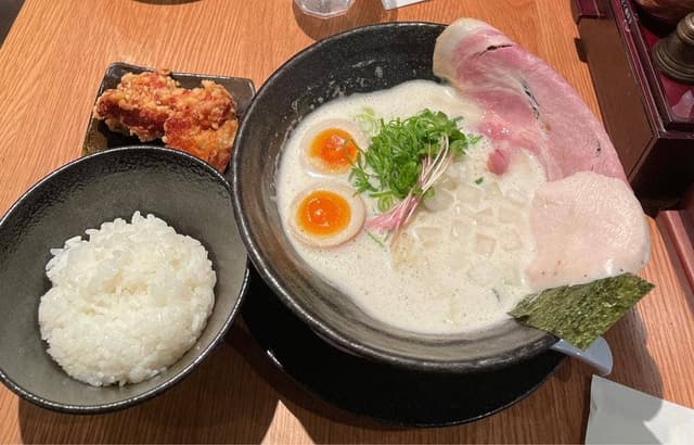 極み鶏そば 鶏と麦ときどき豚 - サブ画像2