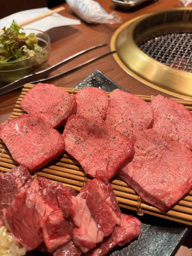 焼肉ホルモン 山水縁 虎ノ門本店