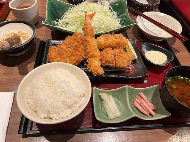 とんかつ新宿さぼてん 湘南テラスモール店 - サブ画像2