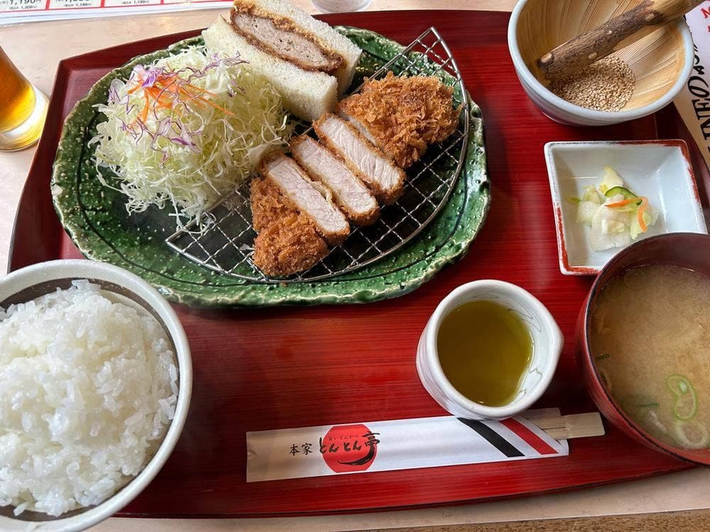 本家とんとん亭