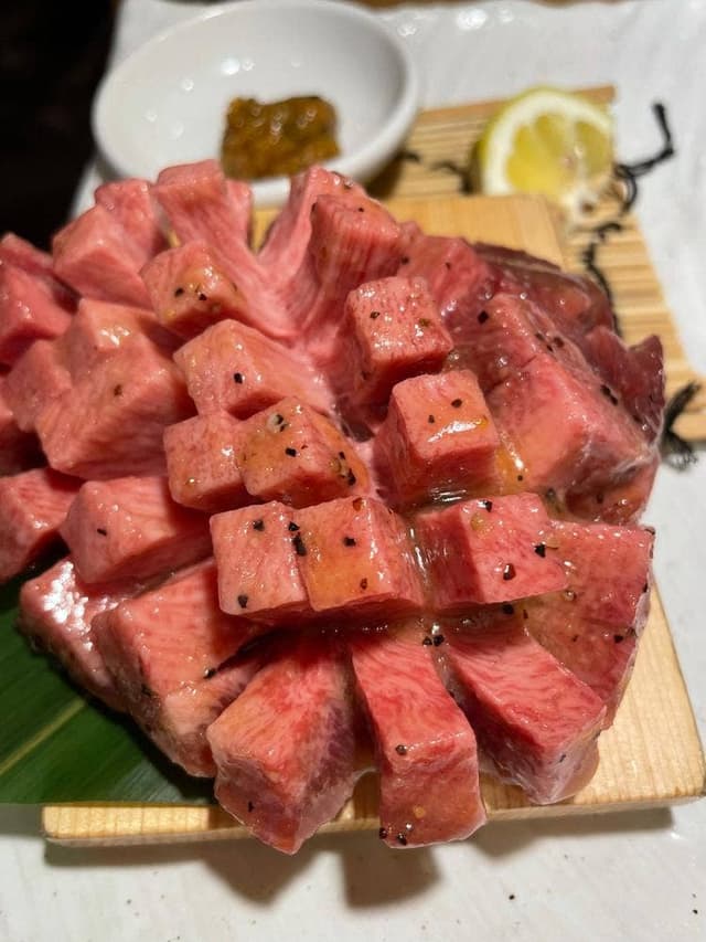 牛たん大好き 焼肉はっぴぃ 人形町店 - サブ画像1