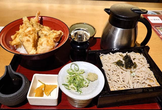 家族亭 難波湊町店 - サブ画像1