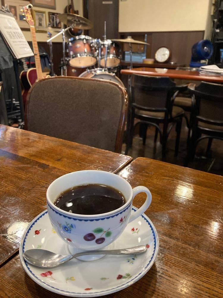 ワインカフェゲトライデ