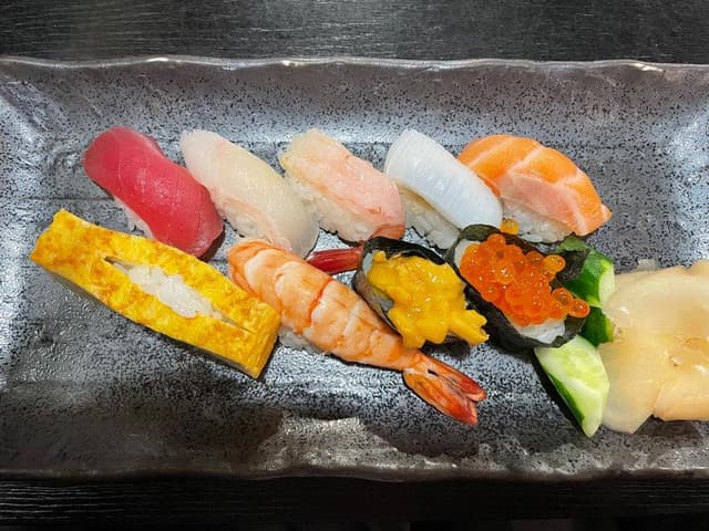 次郎長寿司 若狭店 - サブ画像1