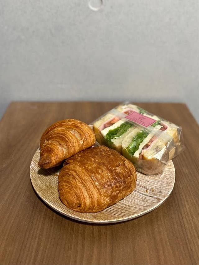 PATISSERIE BOULANGERIE ENTIER - サブ画像1