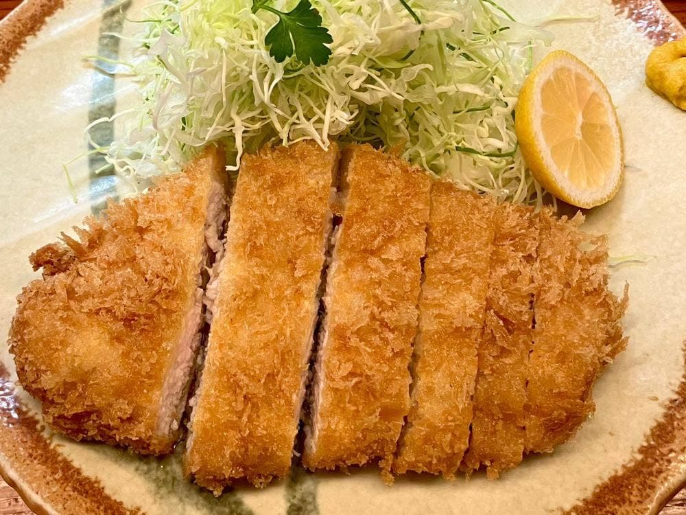 とんかつ 三