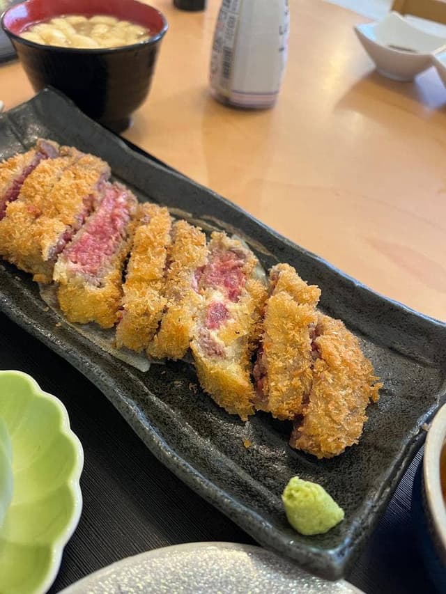 牛かつと美味しいお料理のお店 鴨ちゃん - サブ画像1