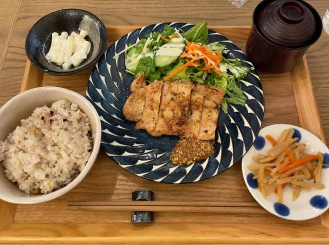 Premium Sake Pub GASHUE - サブ画像1